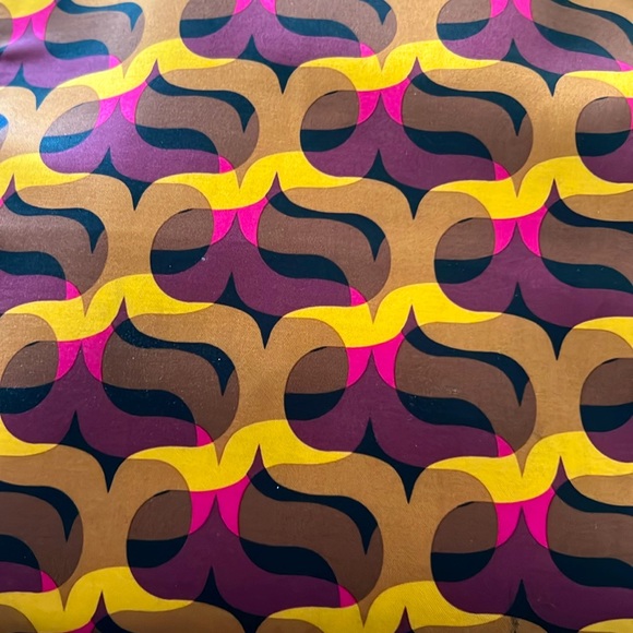 Vera Bradley Ella Medium Tote - Picture 4 of 12